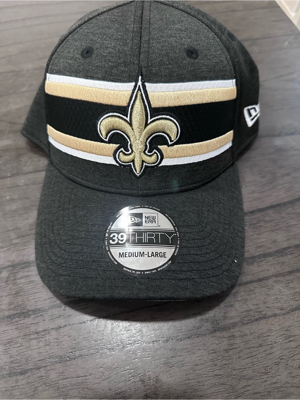 New Era 39THIRTY New Orleans Saints NFL Fitted Hat Cap M/L Black Gold White
